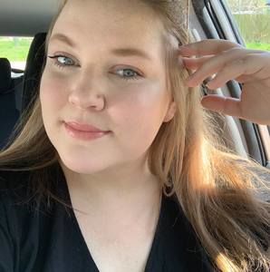 Meet your Posher, Juliana